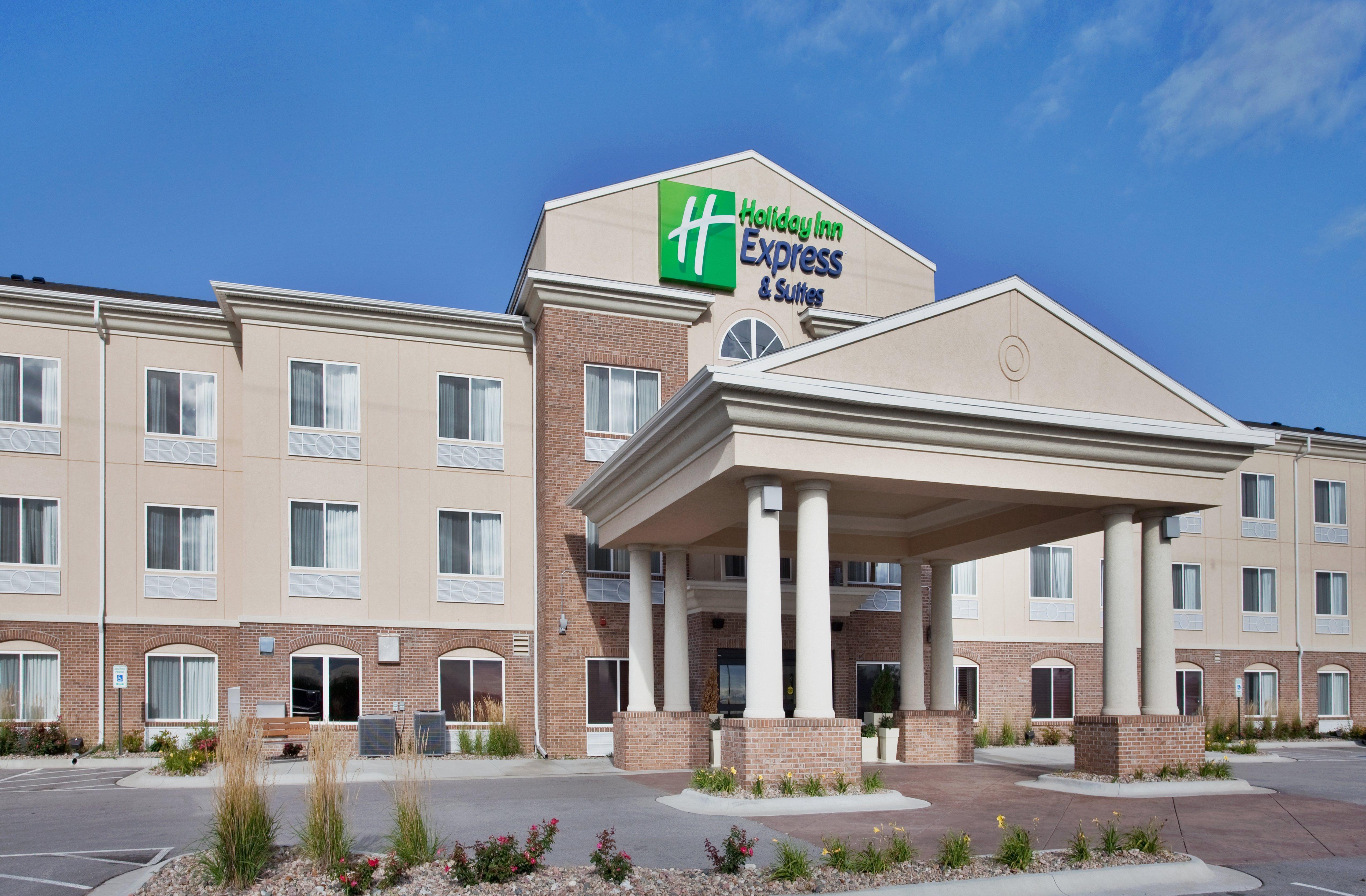 Holiday Inn Express Hotel & Suites Cherry Hills By Ihg Omaha Exterior photo