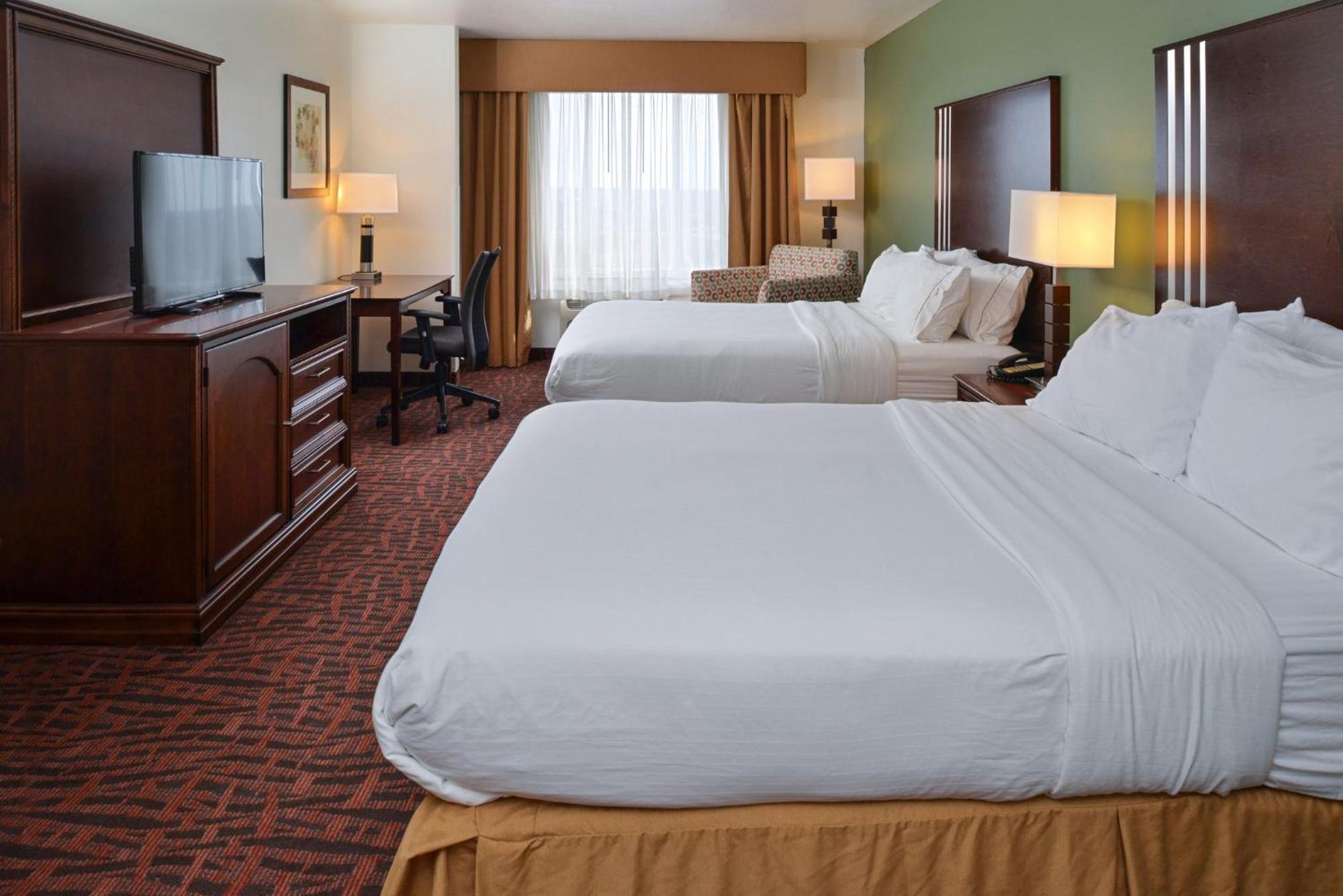 Holiday Inn Express Hotel & Suites Cherry Hills By Ihg Omaha Exterior photo